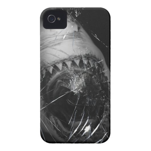 Shark Attack Iphone 4 thin cover (Back)