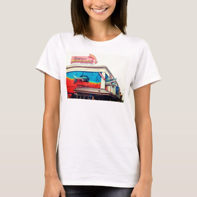 Shark in Ocean city, Maryland, US T-Shirt (Front)