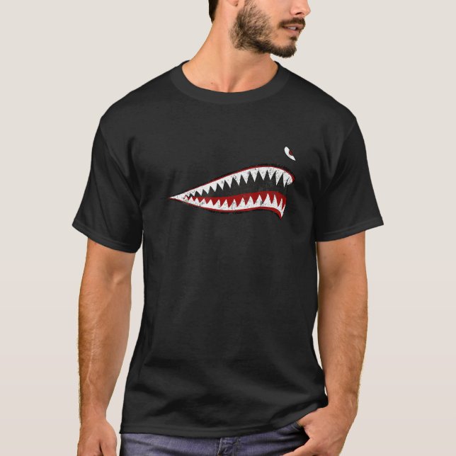 Shark Teeth P 40 Warhawk Nose Art Wwii Ww2 Airplan T-Shirt (Front)