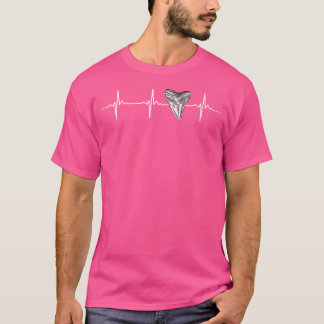 Shark th Collector Fossil Hunter Heart Ekg T-Shirt