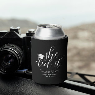 She Did It Modern Black Elegant Graduation Can Cooler
