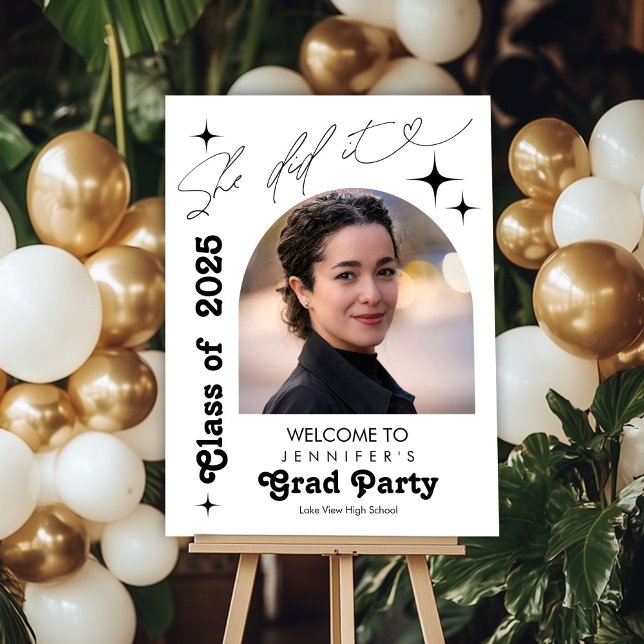 She Did It Photo Graduation Party Welcome Sign (Creator Uploaded)