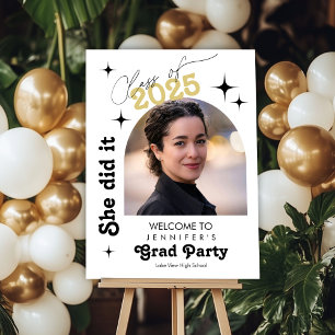 She Did It Photo Graduation Party Welcome Sign