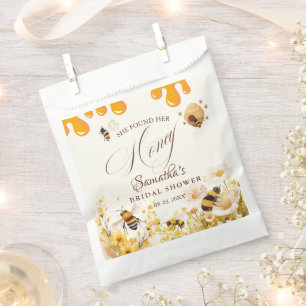 She found her honey Bee bridal shower Favor Bag