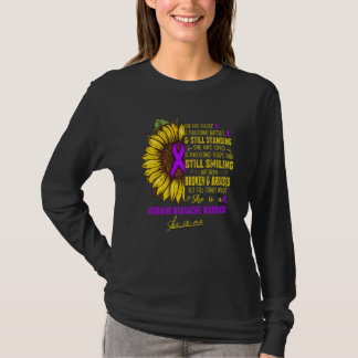 She is a Migraine Headache Warrior SHE IS ME Premi T-Shirt