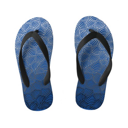 Shell pattern04w DBlue BG Kids Flip Flops