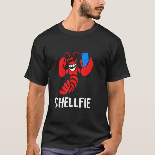 Shellfie  Cute Lobster with sunglasses taking a se T_Shirt