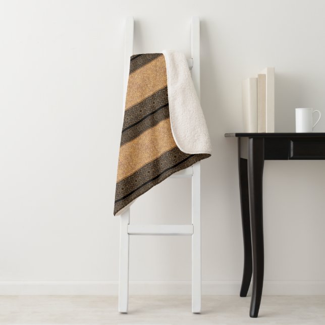 Sherpa Blanket-Large-Brown Yellowstone Sherpa Blanket (In Situ)