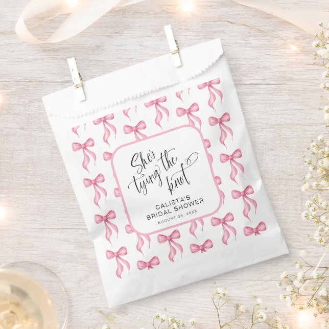 She's Tying the Knot Bridal Shower Favor Bag (Clipped)