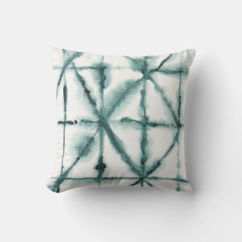 Shibori Style Modern Watercolor Smaragd Green Throw Pillow
