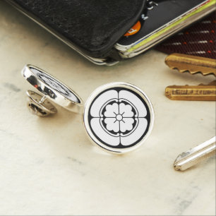 Shiho Mokko Lapel Pin