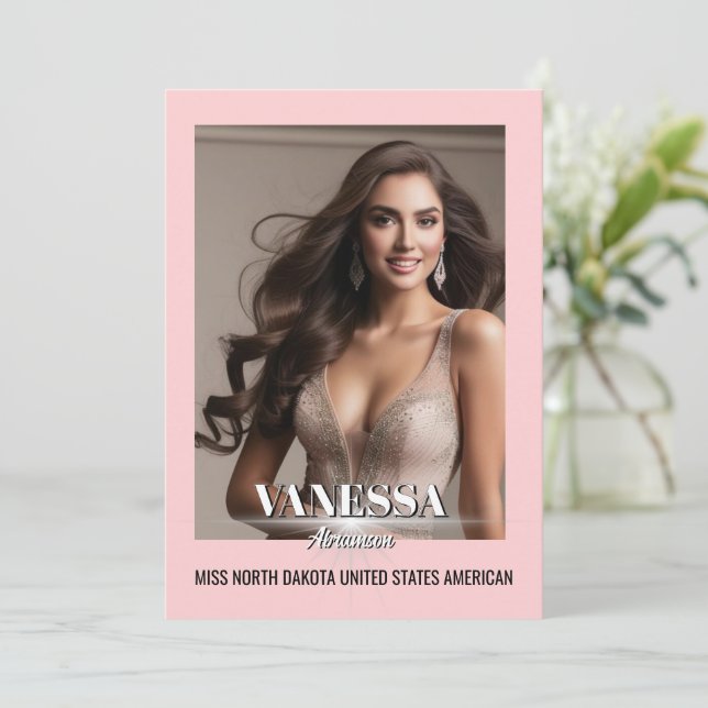 Shining Star Ultimate Autograph Card (Standing Front)