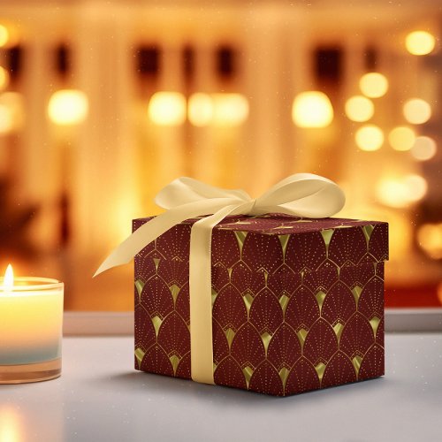 Shiny Gold Art Deco Pattern On Brown Red Wrapping Paper