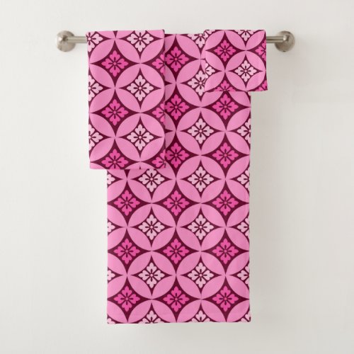 Shippo with Flower Motif Pink and Burgundy Bath Towel Set