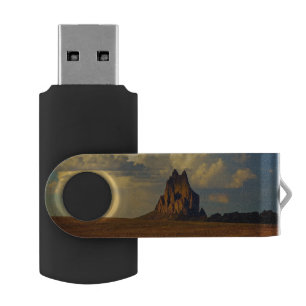 Shiprock vs. Thunderhead Flash Drive