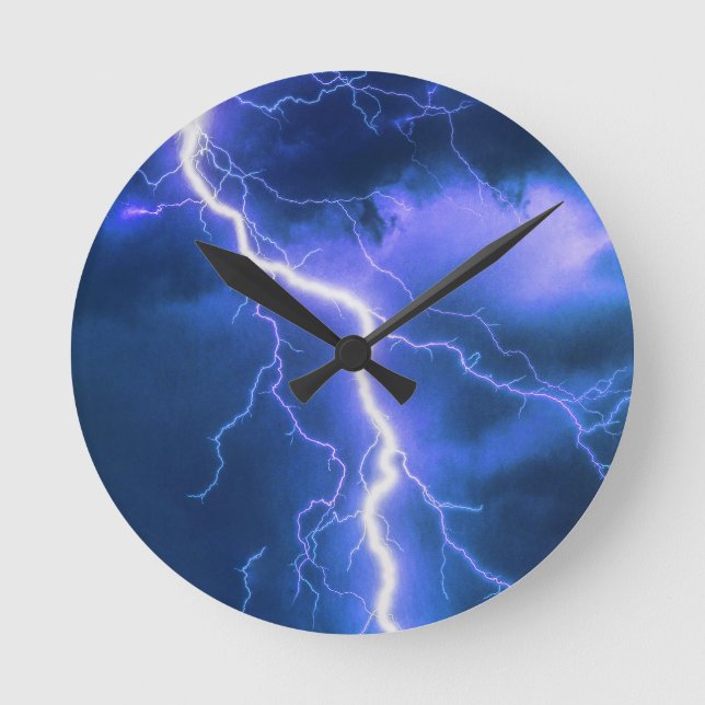 Shocking Lightning Strike   Round Clock (Front)