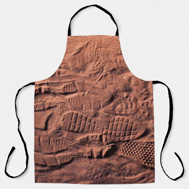 Shoe track apron (Front)