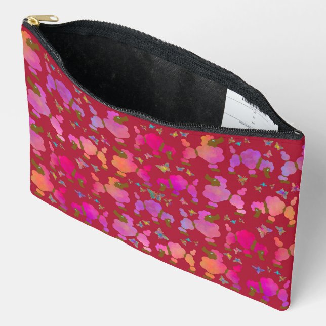 Show Dogs Groomed and Ready to Prance in Fall Accessory Pouch (Open)