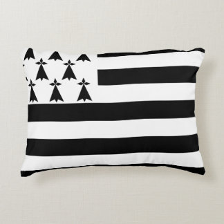 Show off your colors - Bretagne Accent Pillow