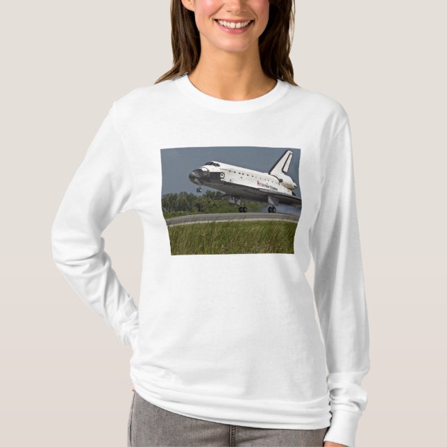 Shuttle Endeavour landing Kennedy Space Center T-Shirt (Front)