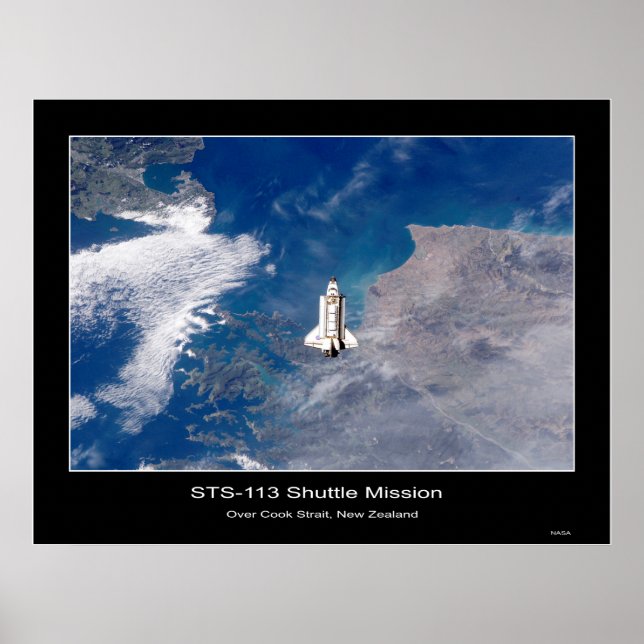 Shuttle-iss005e21472 Poster (Front)