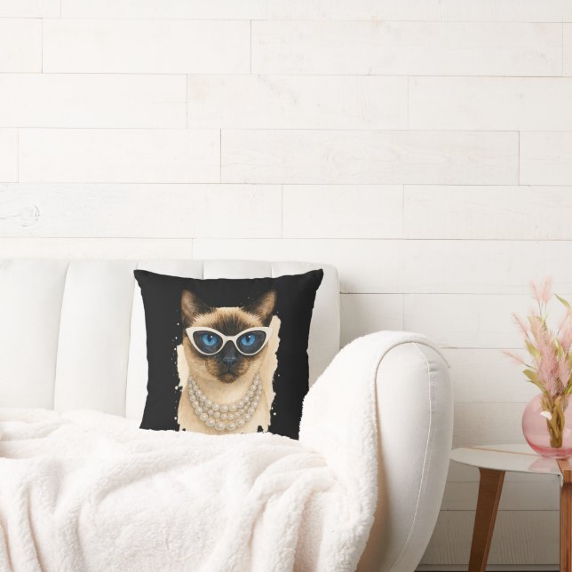 Siamese Cat for Cat Lovers Throw Pillow (Couch)