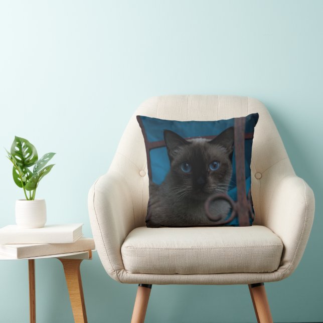 Siamese Cat Throw Pillow (Chair)