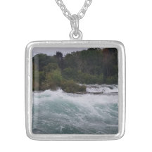 Sightseeing at Niagara Falls