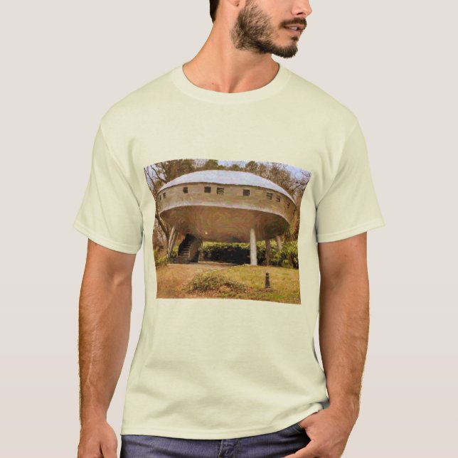 Signal Mountain, TN UFO painting T-Shirt (Front)