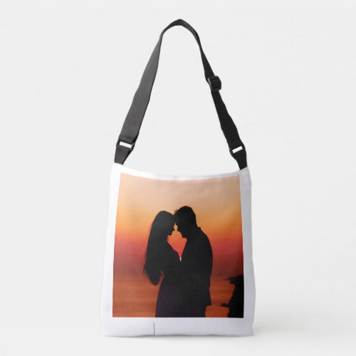 silhouette couple in love crossbody bag