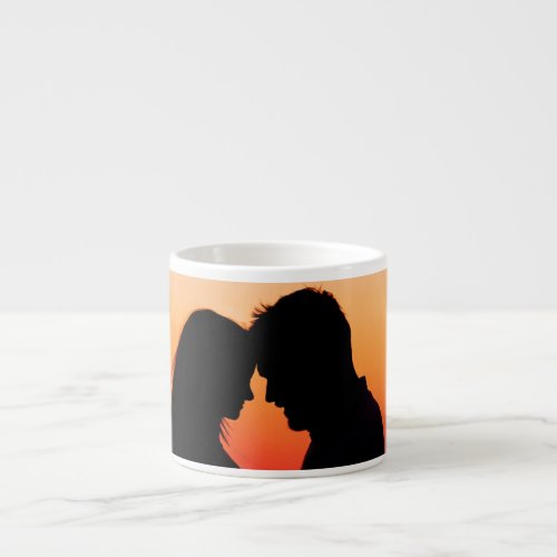 silhouette couple in love espresso cup