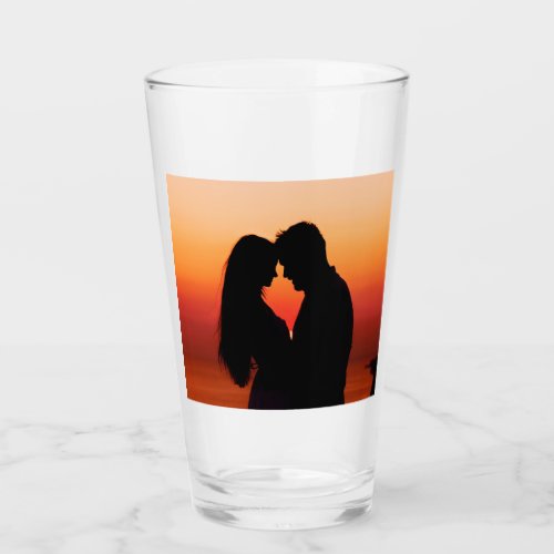 silhouette couple in love glass
