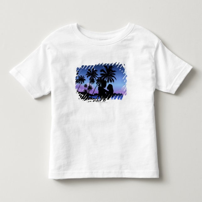 Silhouette of a couple embracing on the beach toddler t-shirt (Front)