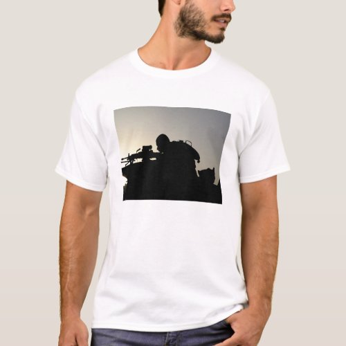 Silhouette of a Squad Automatic Weapon gunner T_Shirt