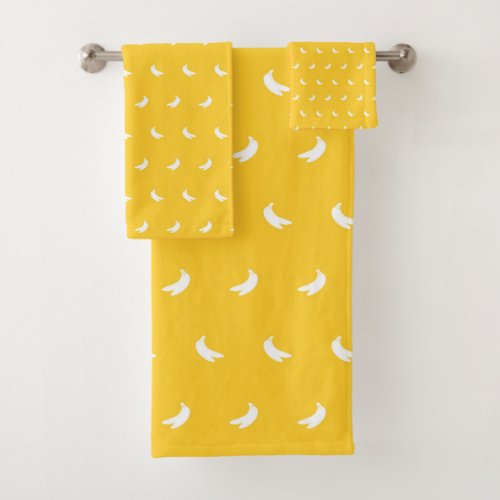 Silhouettes of Small White Bananas on Yellow Bath Towel Set