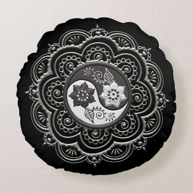 Silver & Black Mandala Round Pillow (Front)