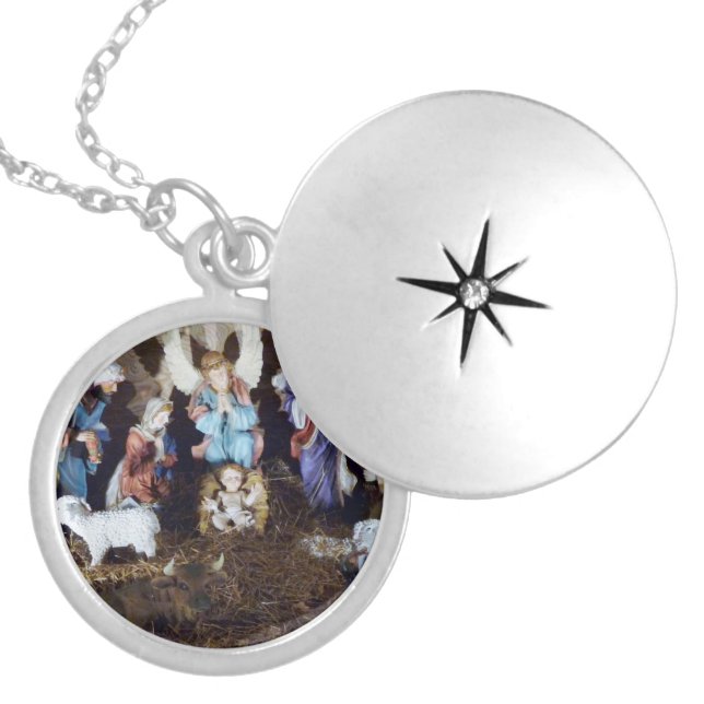 Silver Christmas Nativity Necklace (Front)