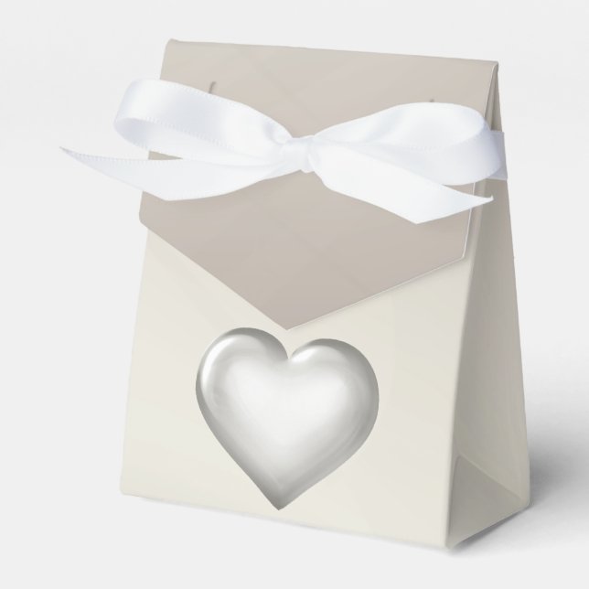 Silver glass heart favor boxes (Front Side)