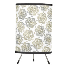 Silver Gold Flowery Snowflake Pattern