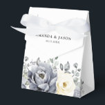 Silver Grey Ivory Floral Winter Rustic Wedding Favor Boxes<br><div class="desc">Elegant floral winter wedding favor box features elegant grey ,  ivory and silver watercolor flower bouquet frosty-hued greenery. Please contact me for any help in customization or if you need any other product with this design.</div>