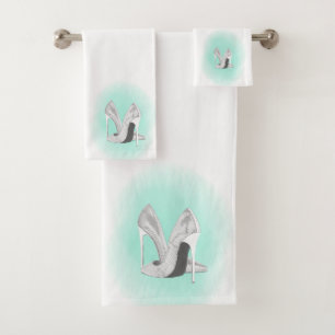 Silver Heels on Mint Bath Towel Set