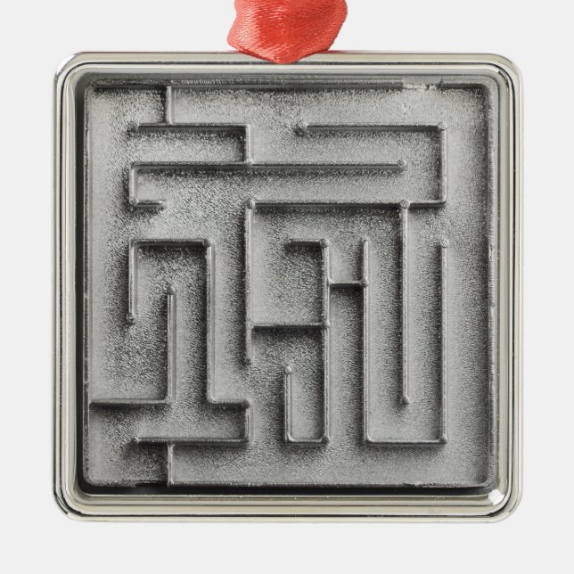 Silver maze metal ornament (Front)