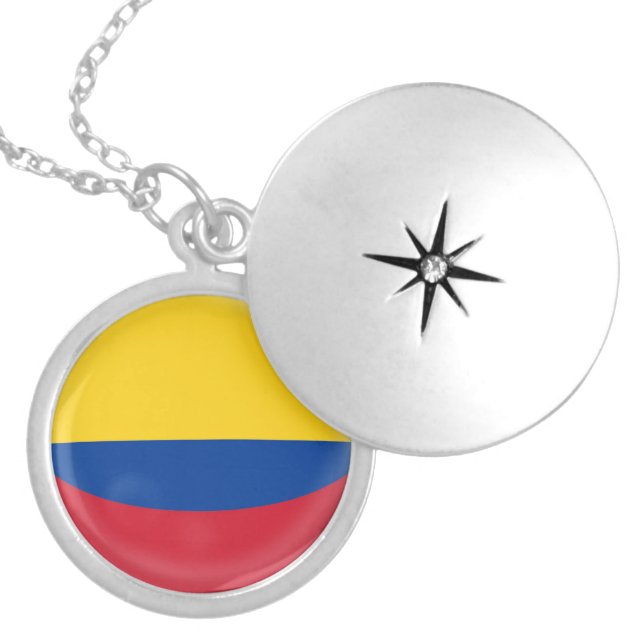 Silver plate Locket +18" chain Colombia flag (Front)
