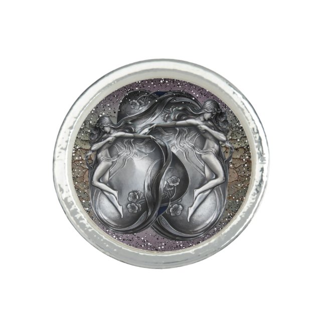 Silver ring with woman and flowers (Front)
