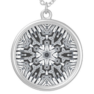 Silverana Geometric Star Necklace