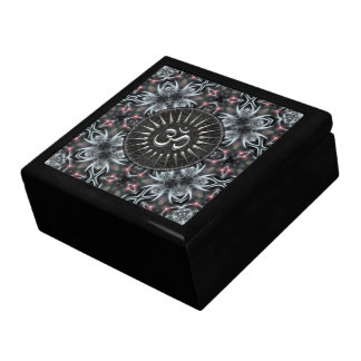 Silverina Aum 'Delica Lacquered Gift Box