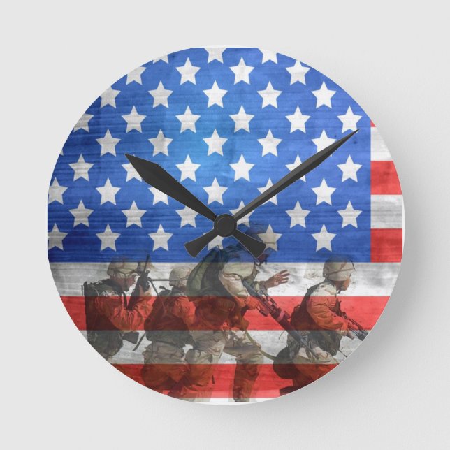 Simple and Colorful Soldiers and American Flag Round Clock (Front)