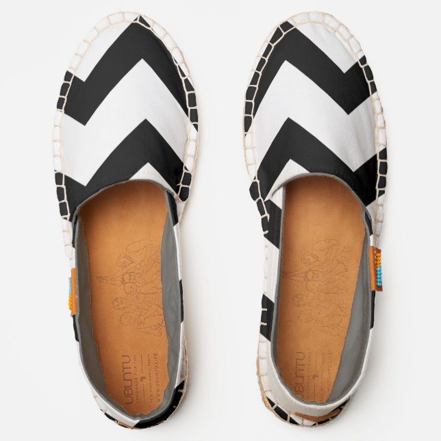 Simple Black and white Chevron pattern Espadrilles (Front)