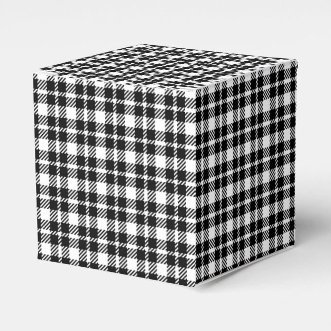 Simple black and white plaid gingham pattern favor boxes (Front Side)
