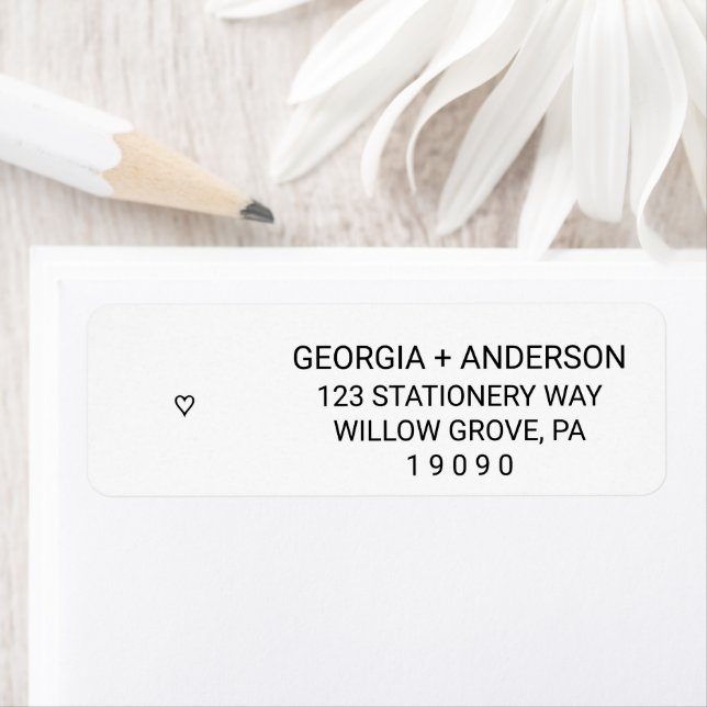 Simple Black Heart Wedding Label (Insitu)